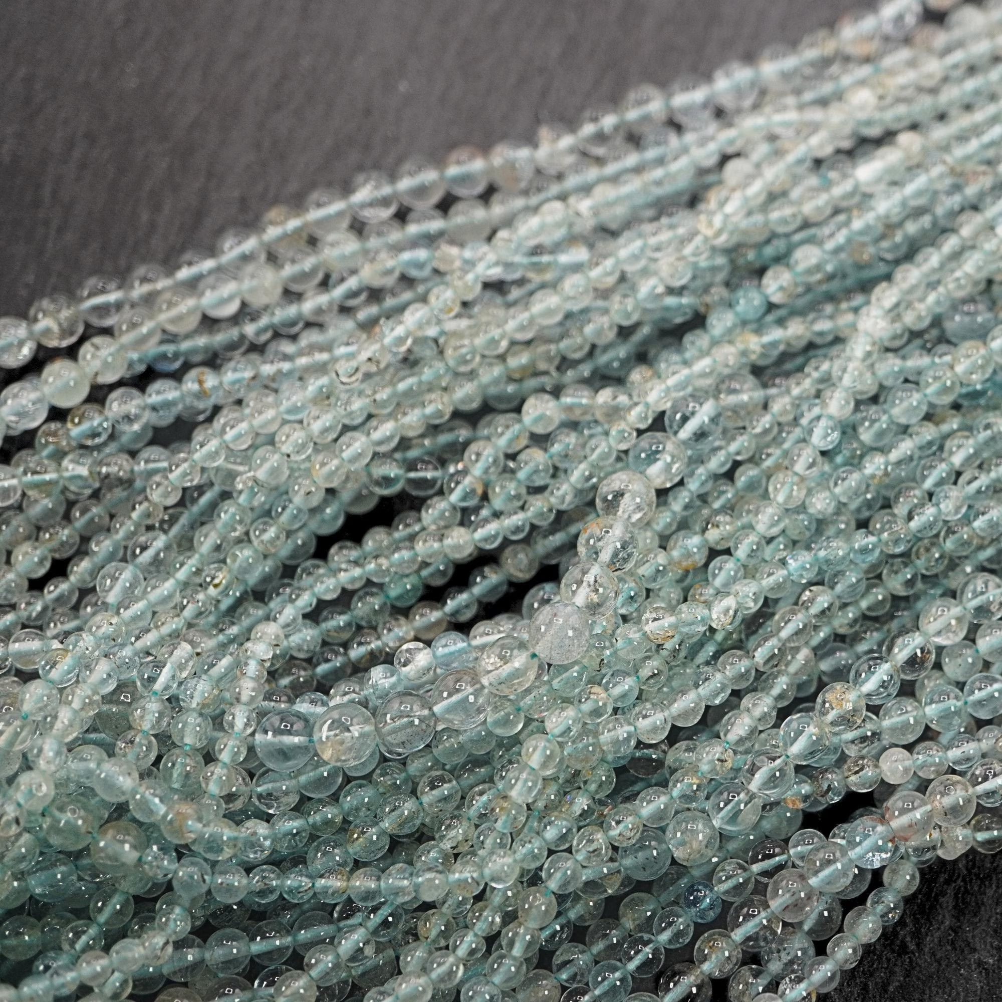 Aquamarine Smooth Round Shape Gemstone Strand Beads