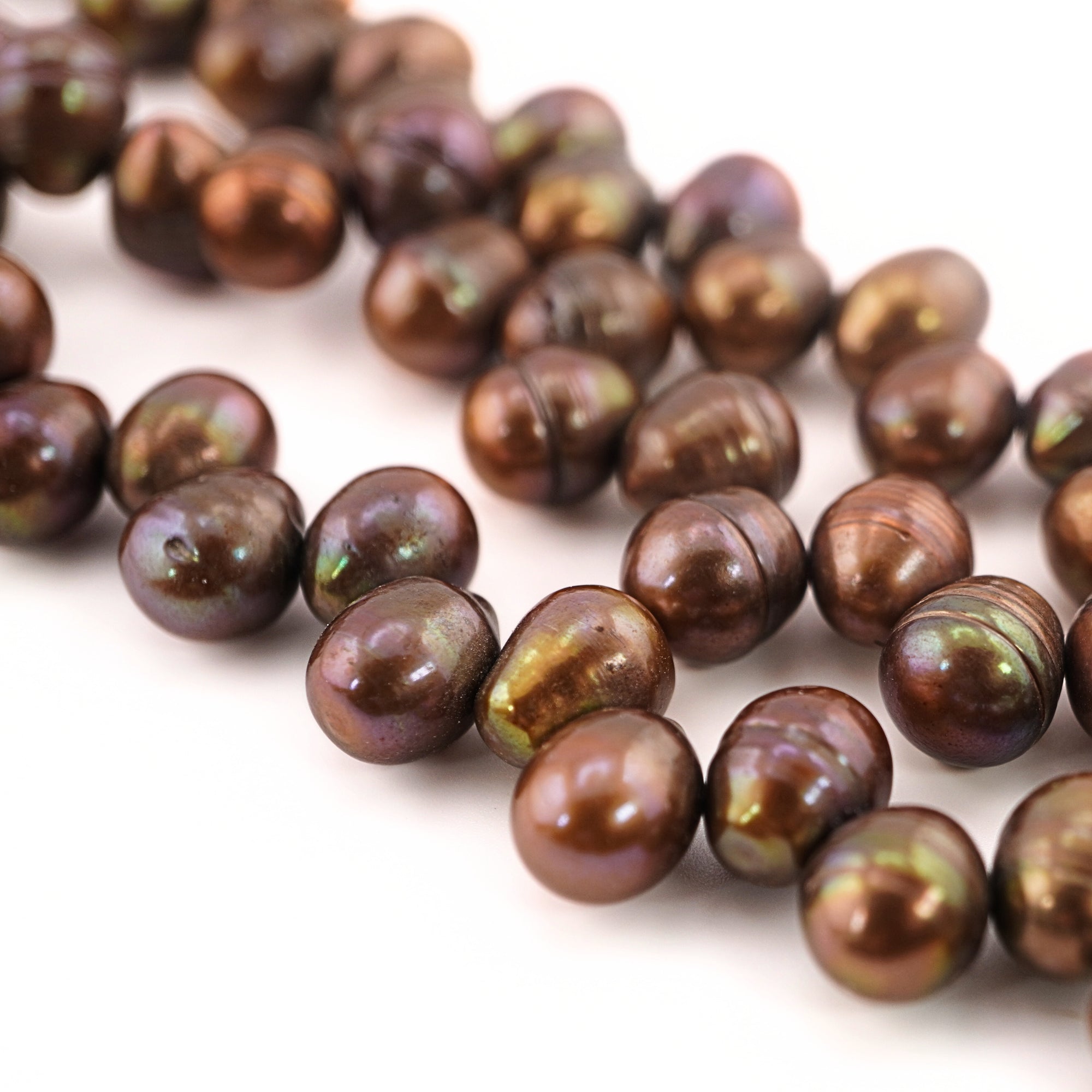 Golden pearls strand for necklaces