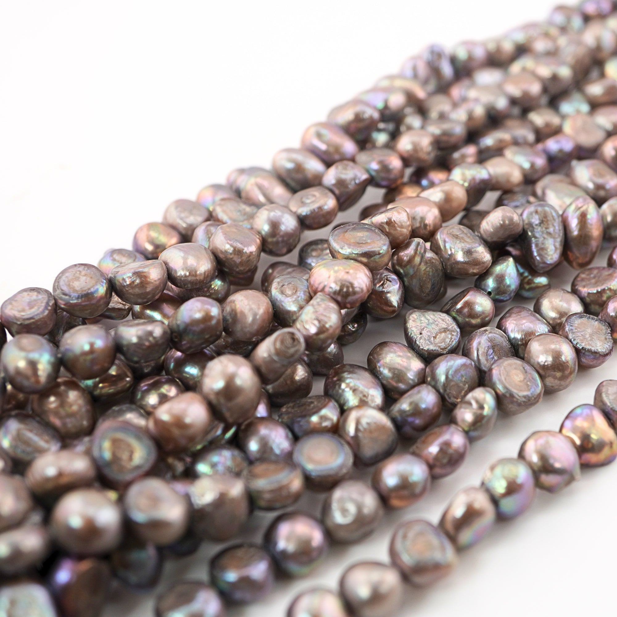 High-Luster Peacock Gray Pearl Strands