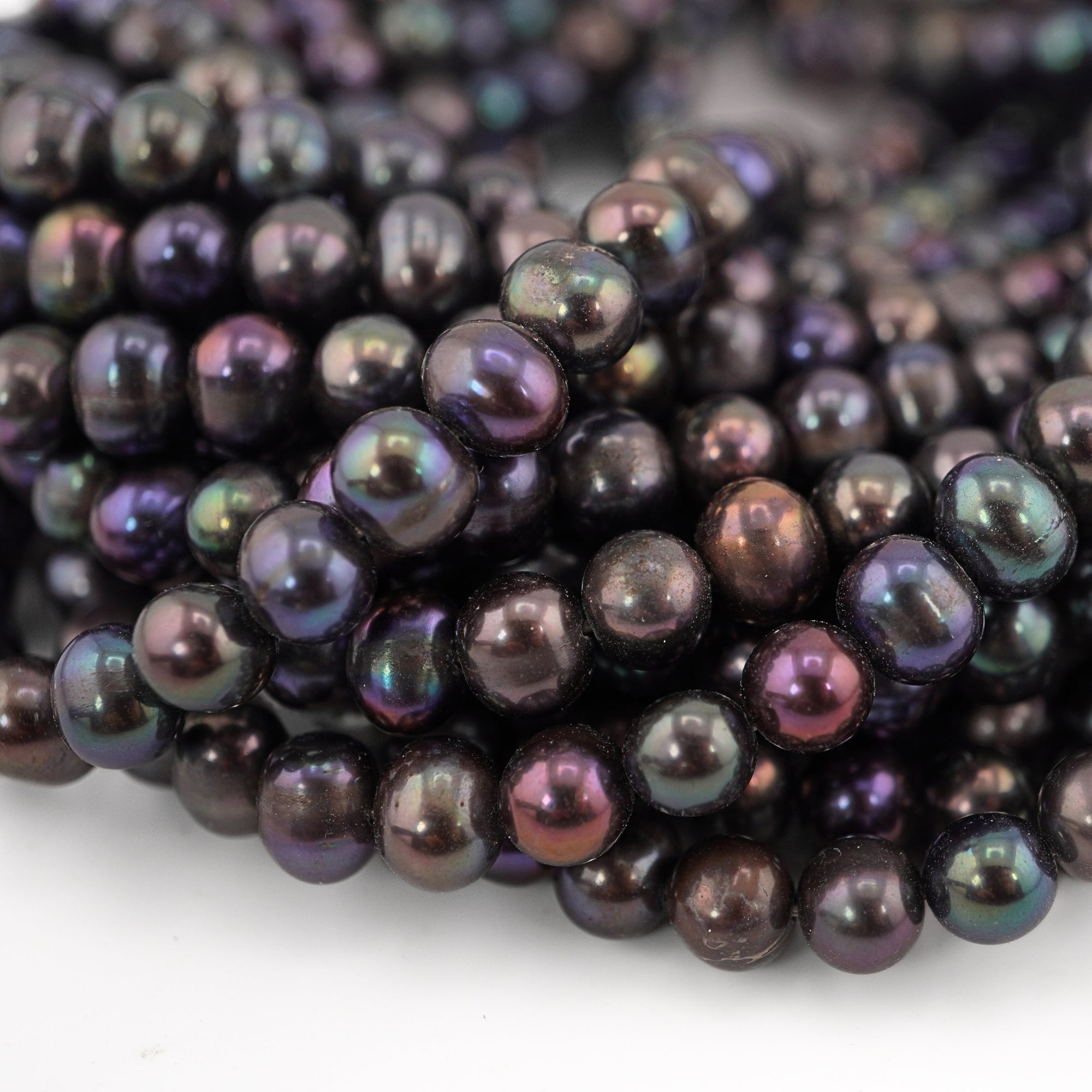 Iridescent Beads Peacock Style Close-up