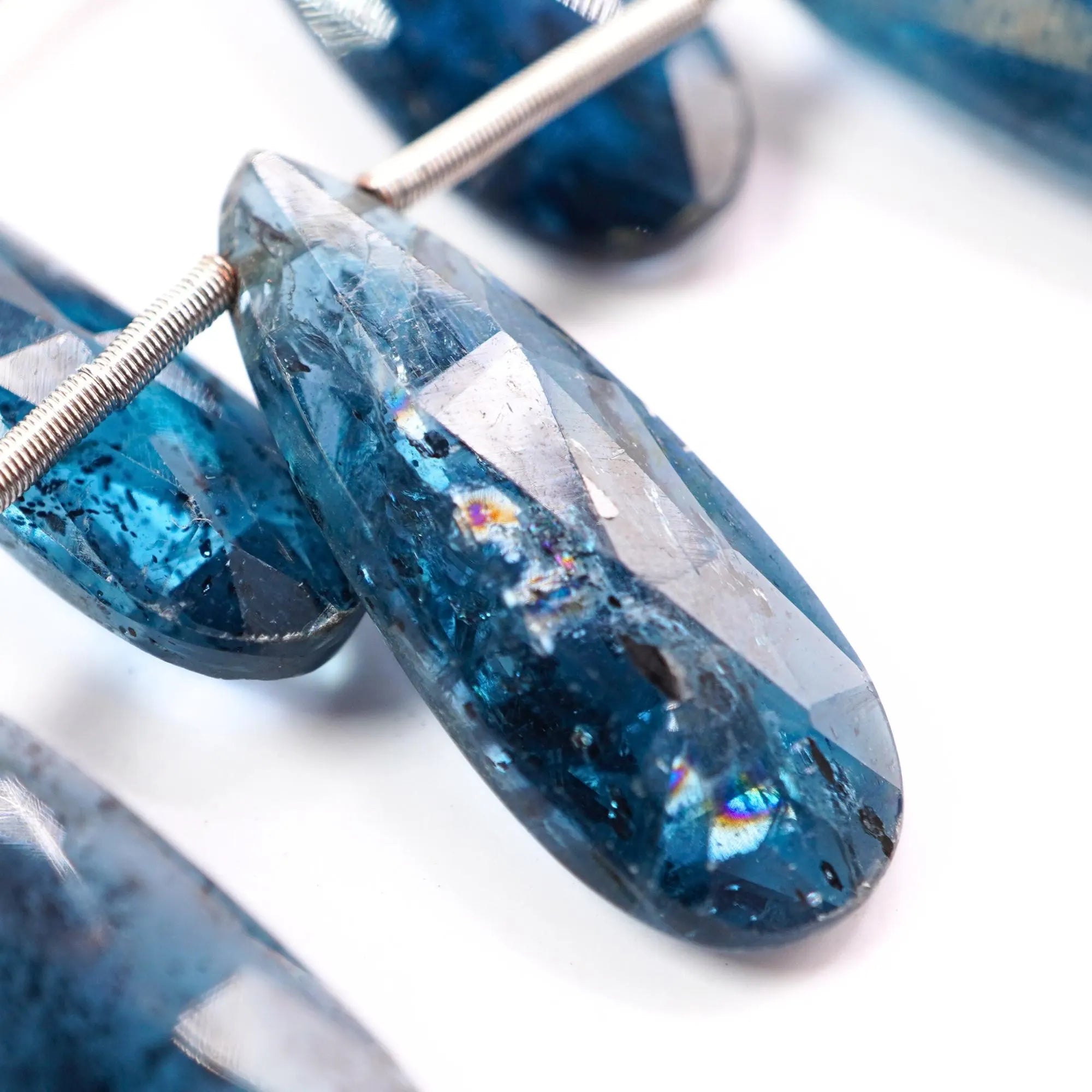 Natural Kyanite Faceted Long Drop Pear Shape Gemstone Beads For Jewelry Making