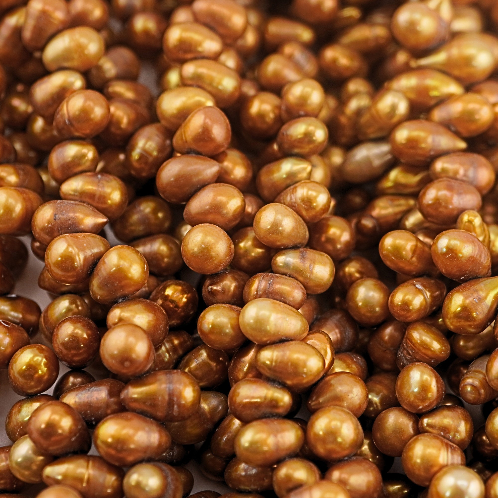 Oval pearl beads for jewelry