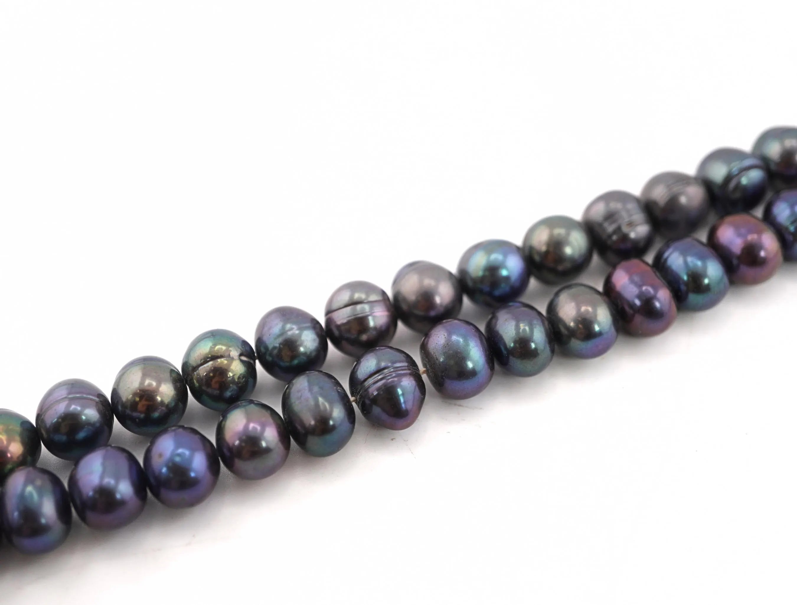 Peacock Freshwater Pearls Round Shape Beads