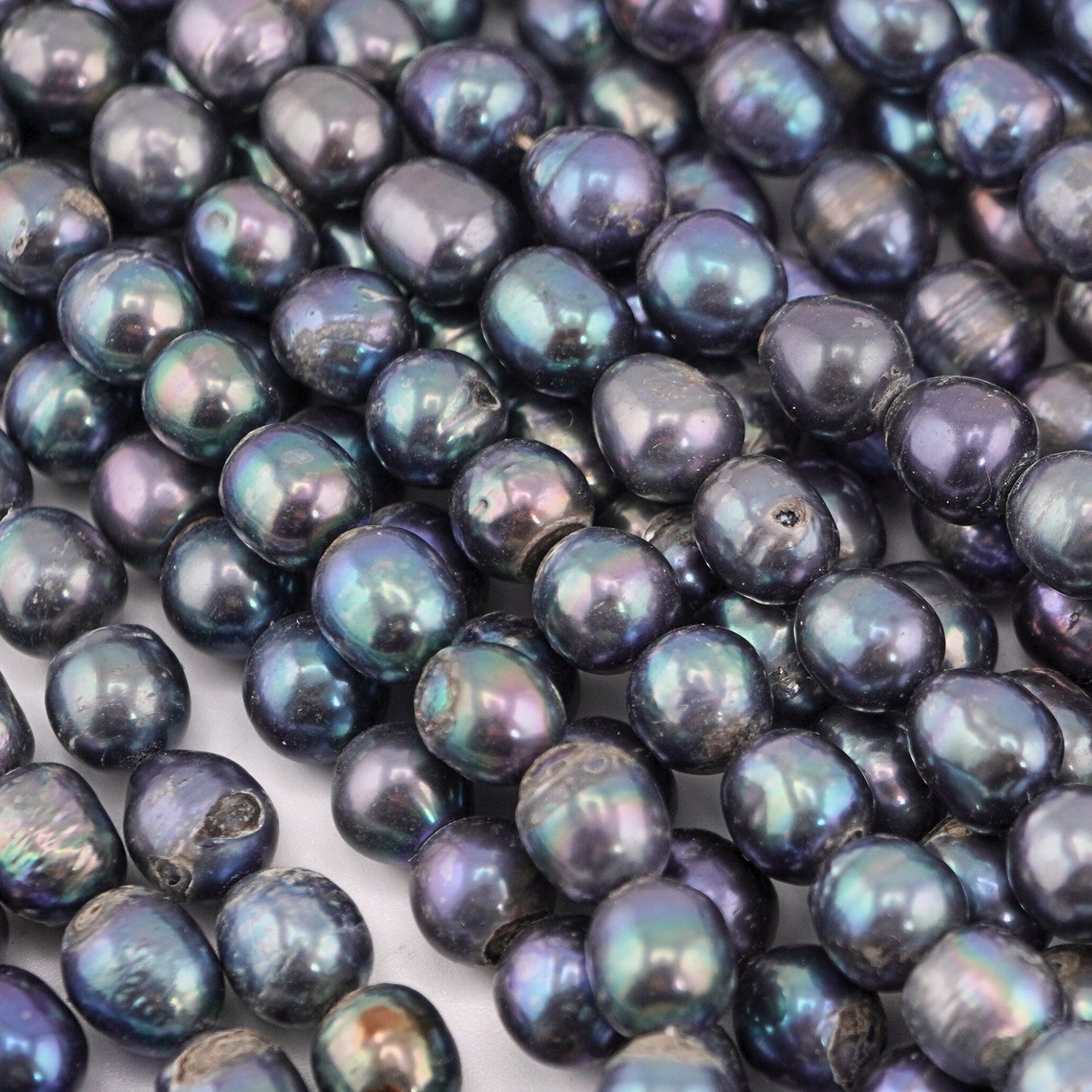 Peacock pearl beads for crafts