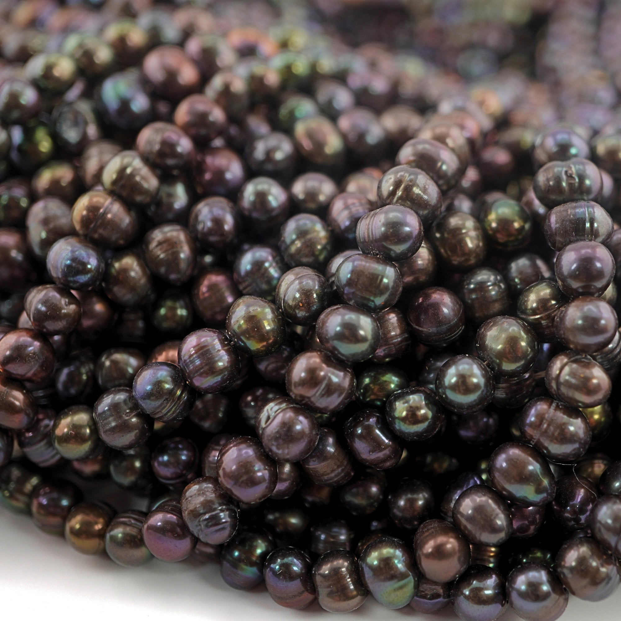 Peacock potato pearl beads