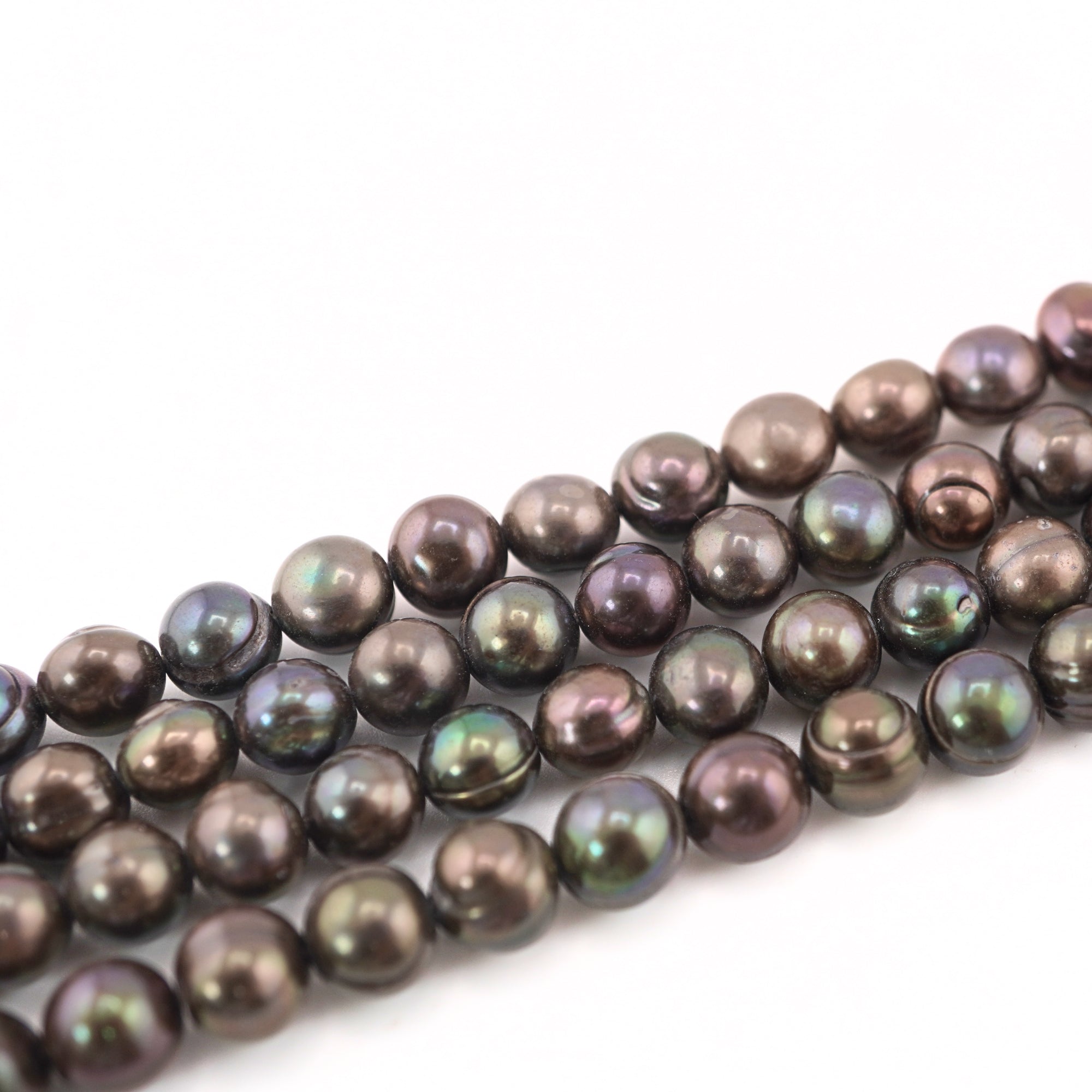 Premium Peacock Round Freshwater Pearls for jewelry