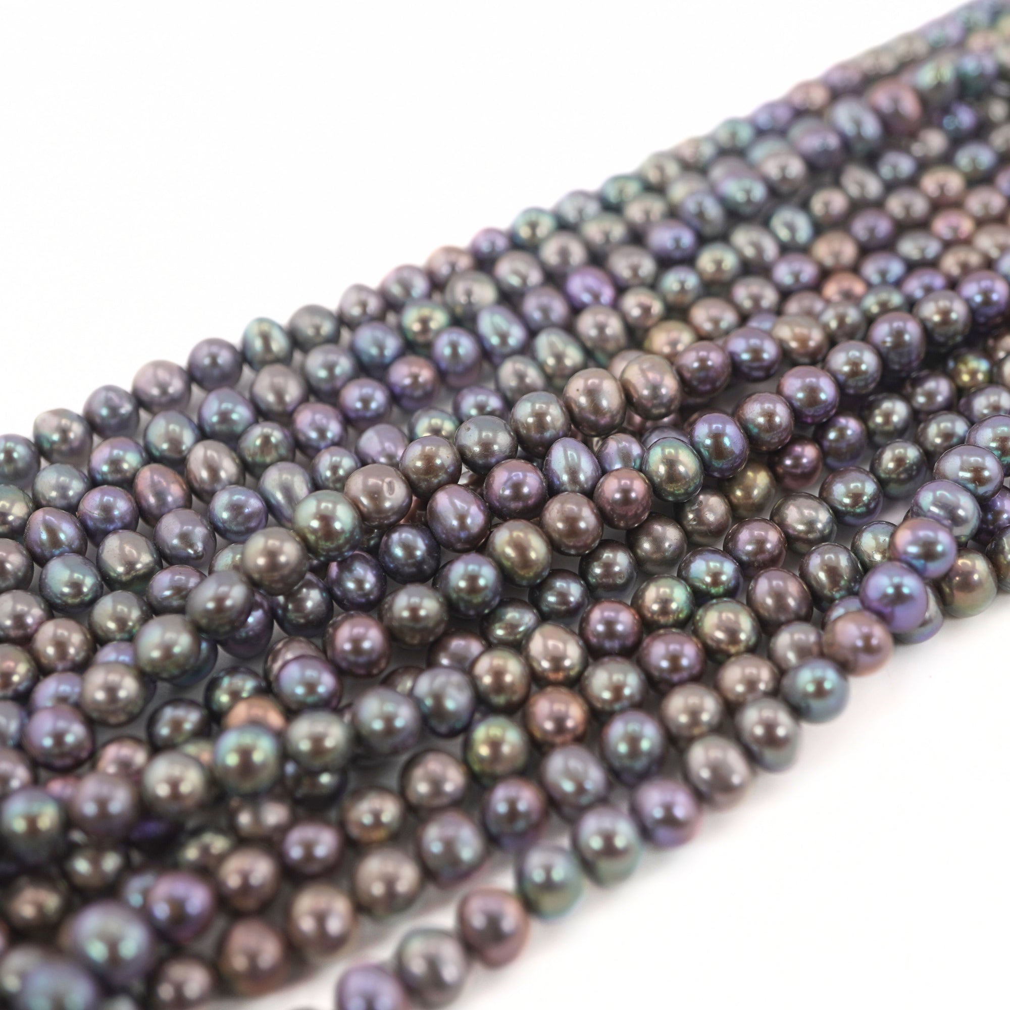 Real Peacock Freshwater Pearls Wholesale Online