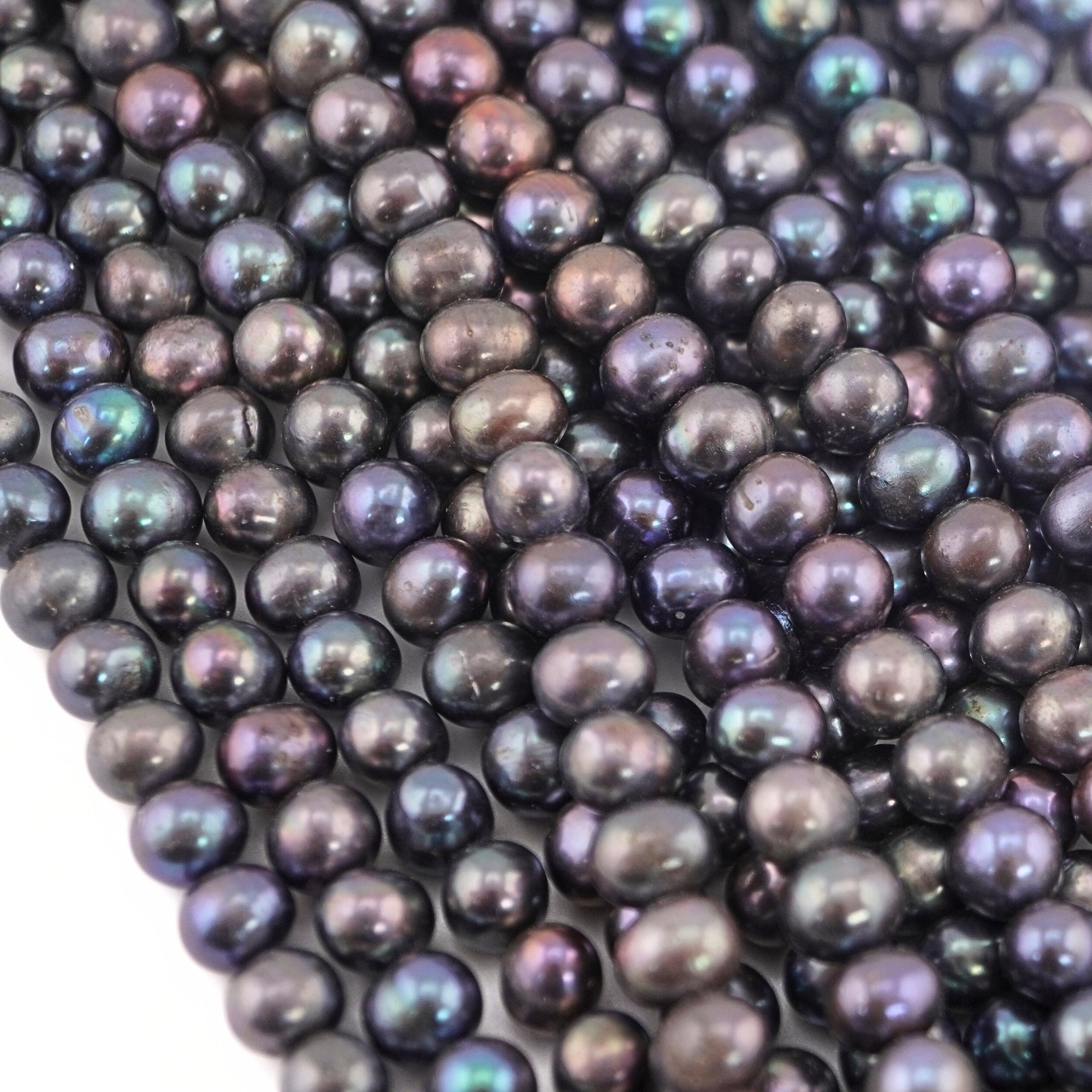 Round 6 mm pearl beads strand