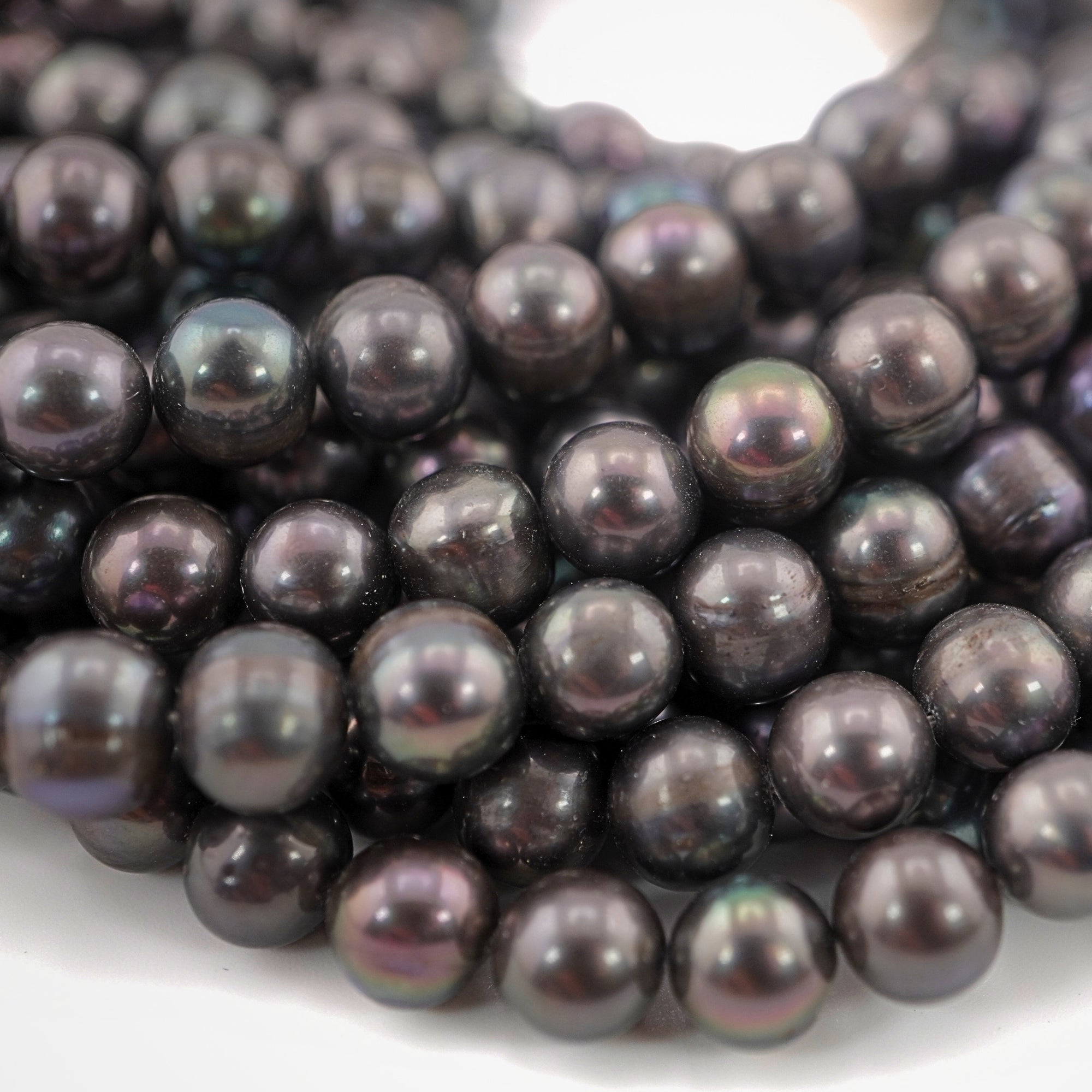 Wholesale Gray Peacock Pearls