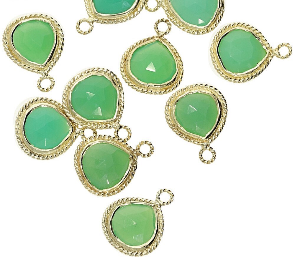 gold bezel green chalcedony pendant