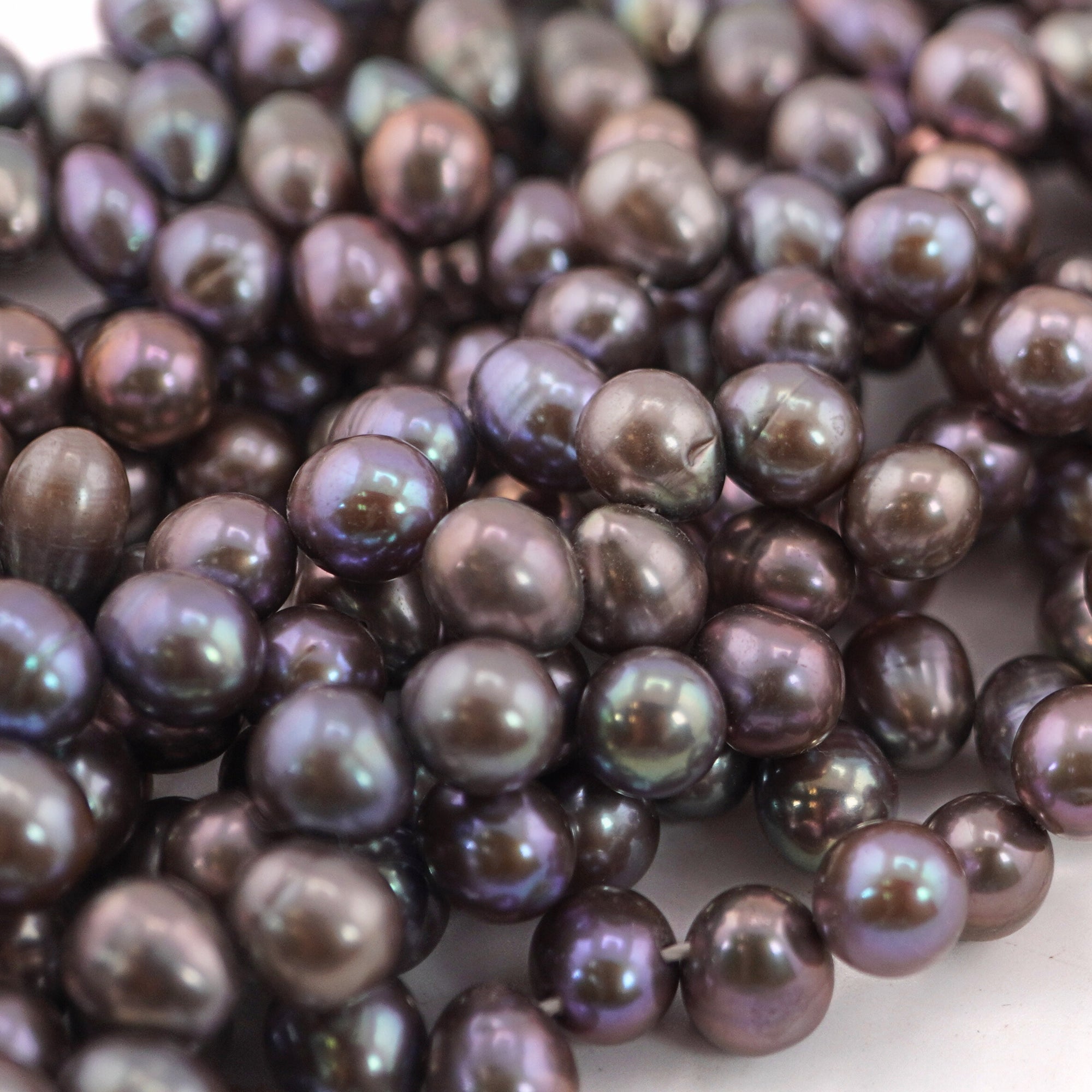 peacock freshwater pearl beads close up