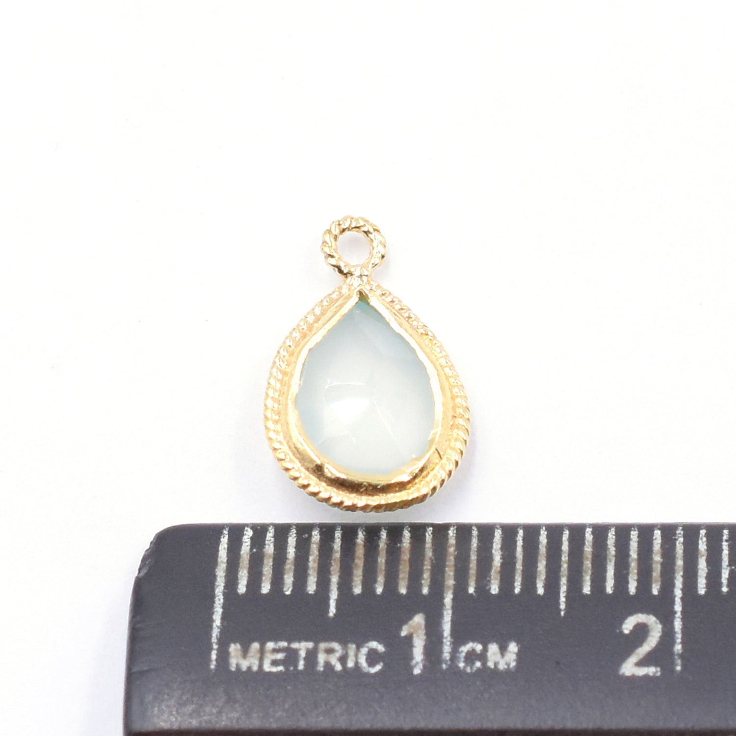 Silver bezel chalcedony pendant