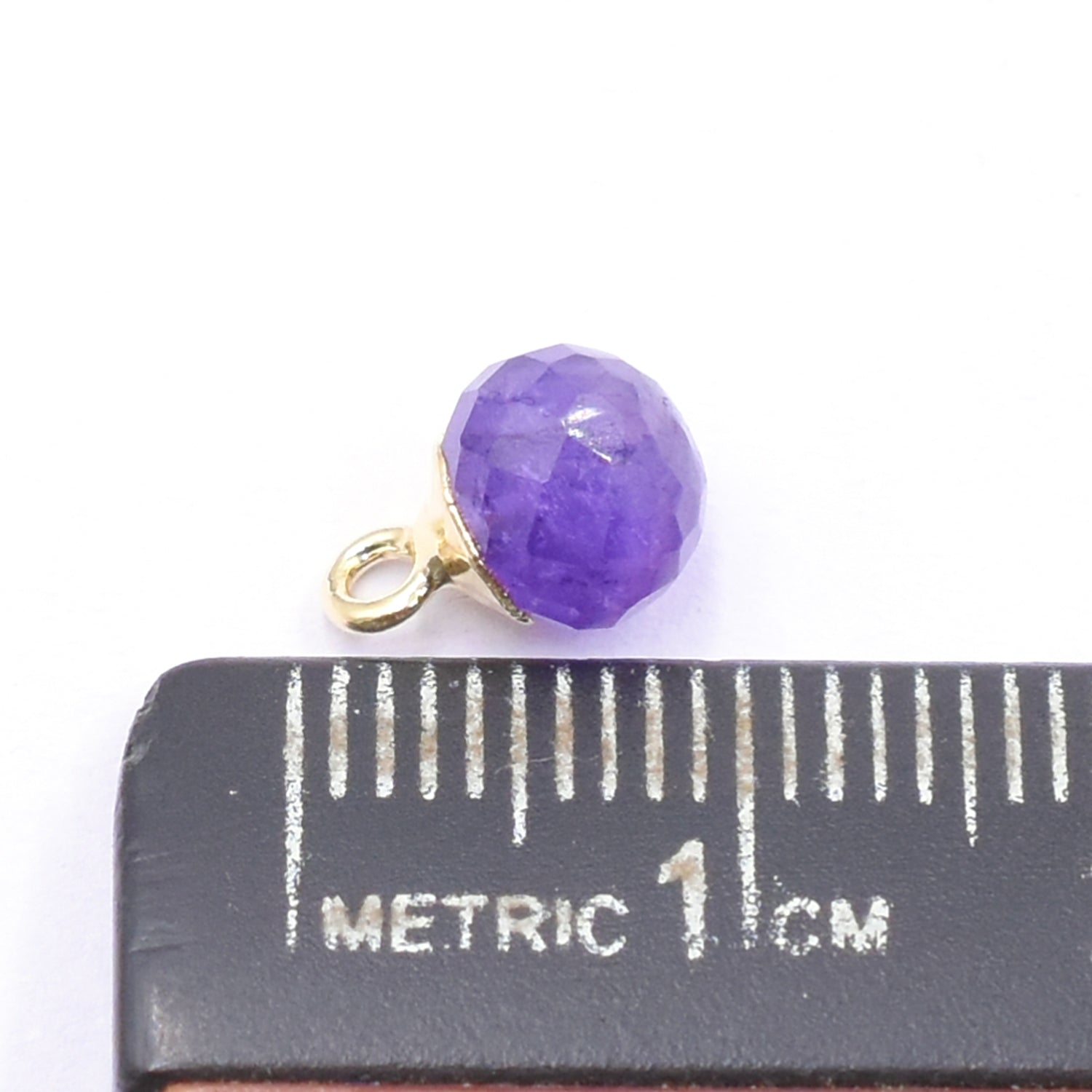 6MM Onion Pendant in Amethyst Gemstone