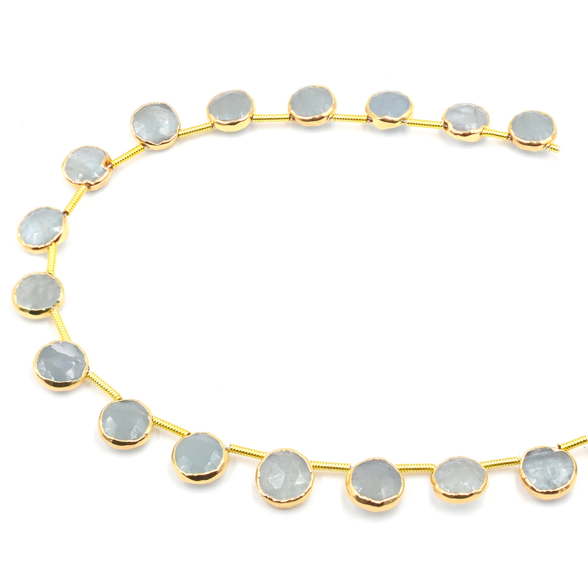 Elegant Round aquamarine pendant with gold electroplating