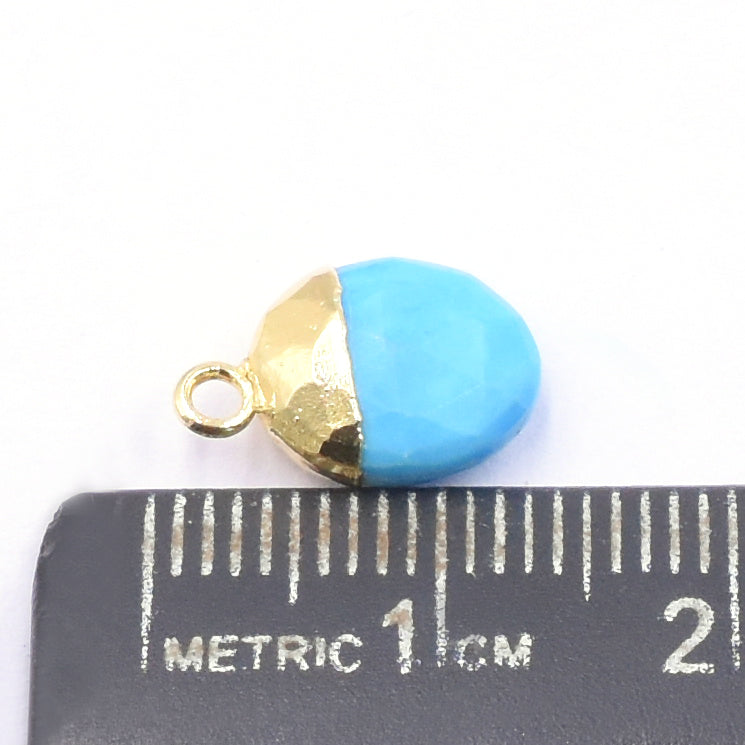 Elegant Howlite oval pendant in gold plating