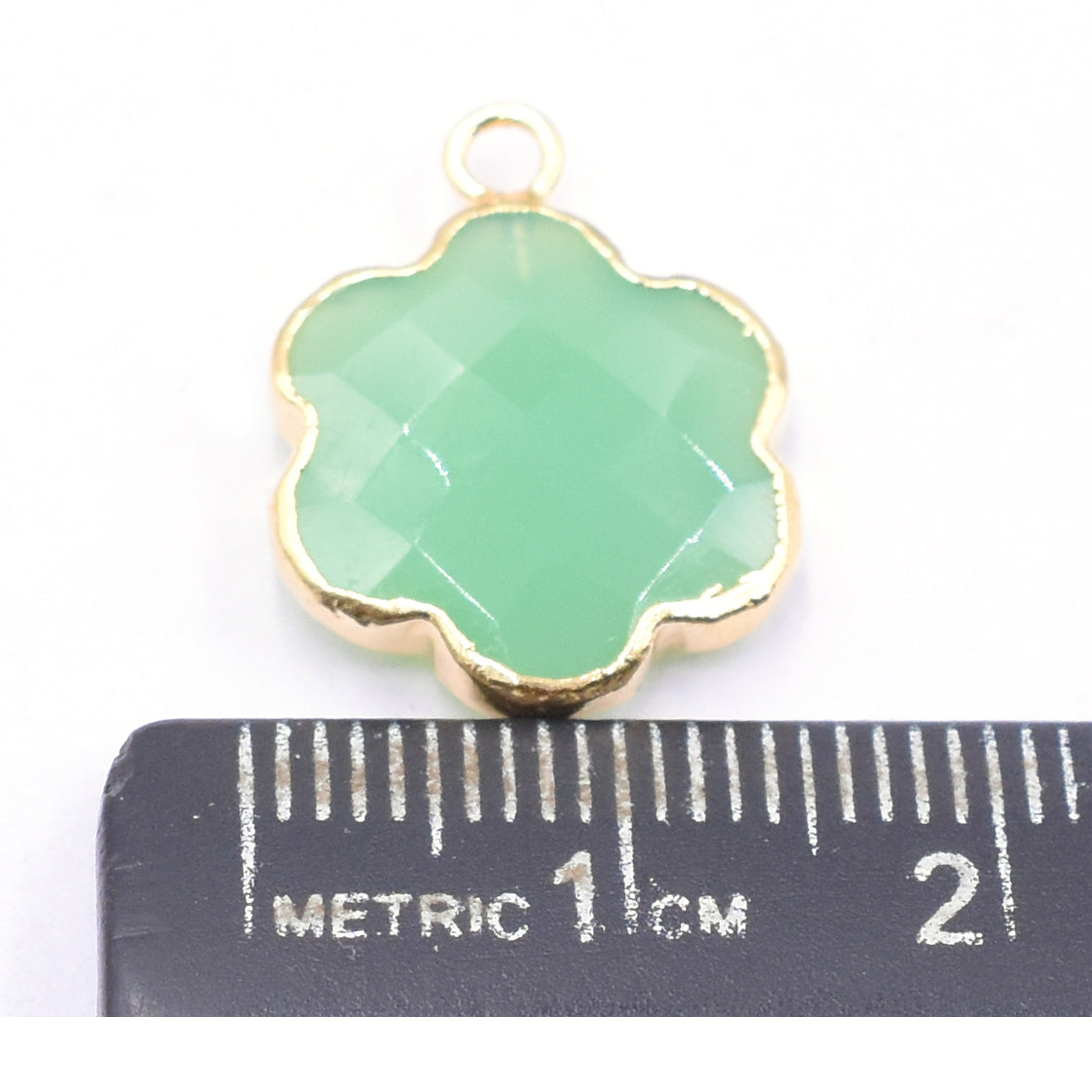 gemstone pendant chrysoprase chalcedony