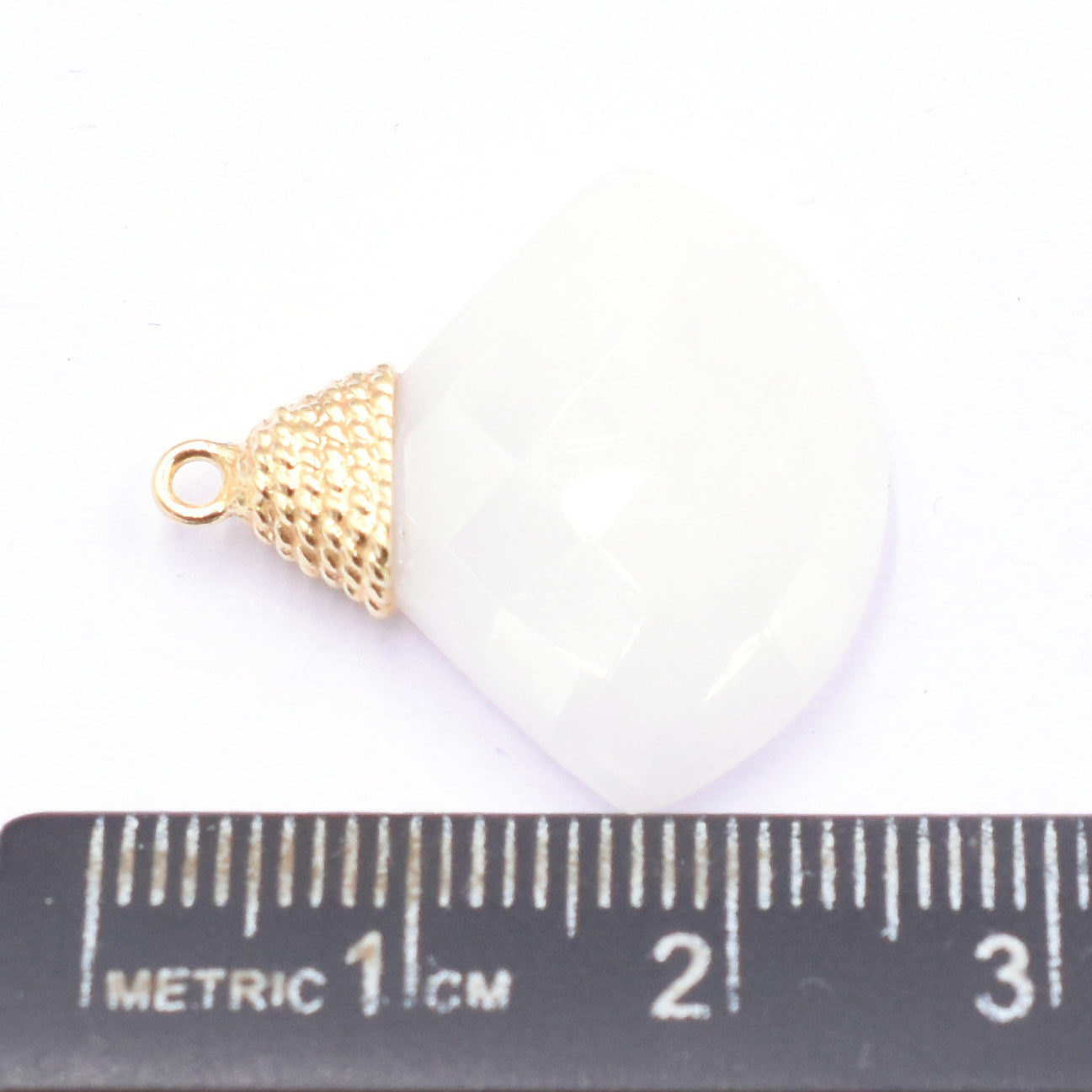 twisted pendant white agate gold