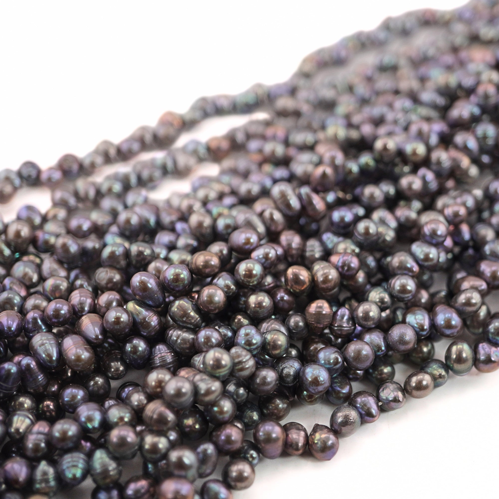6x4 - 4x3 MM Peacock Blue Button Pearl Beads

