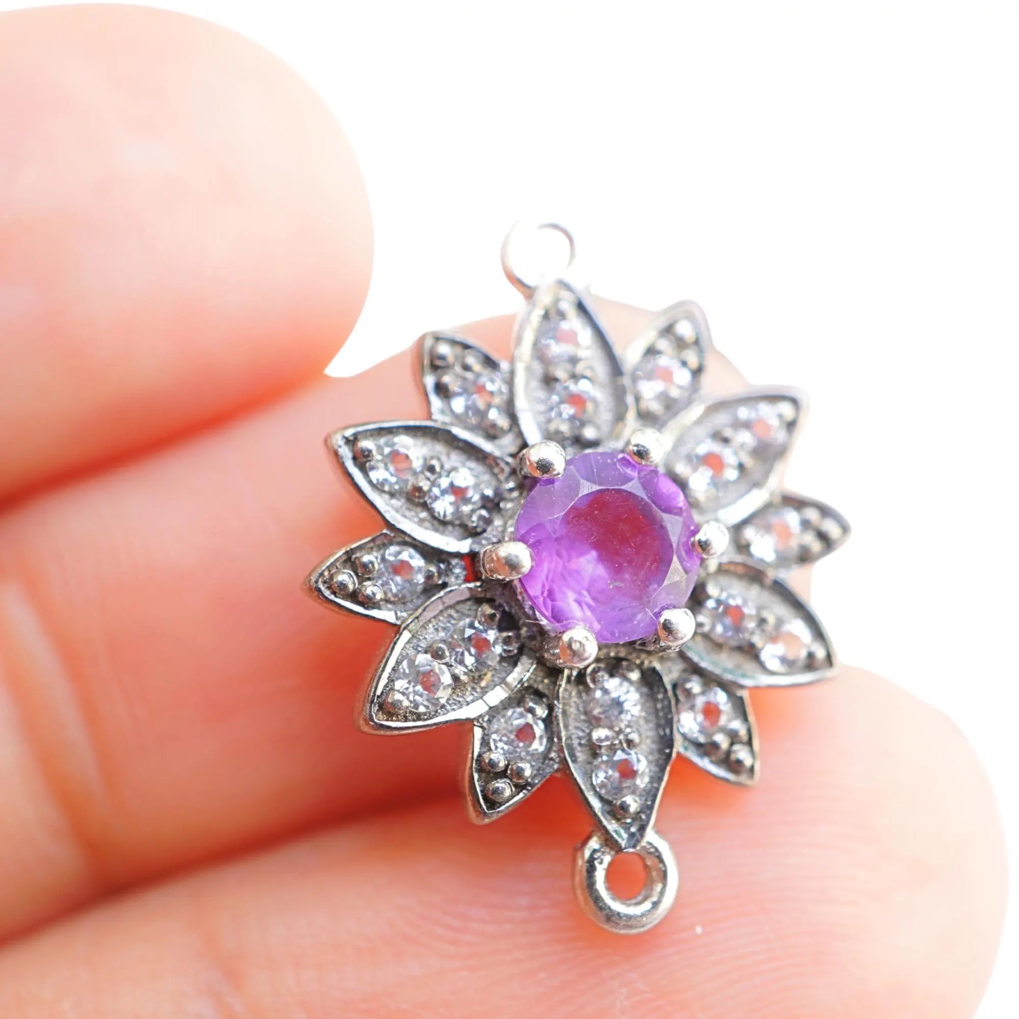 Amethyst Flower Shape Connector