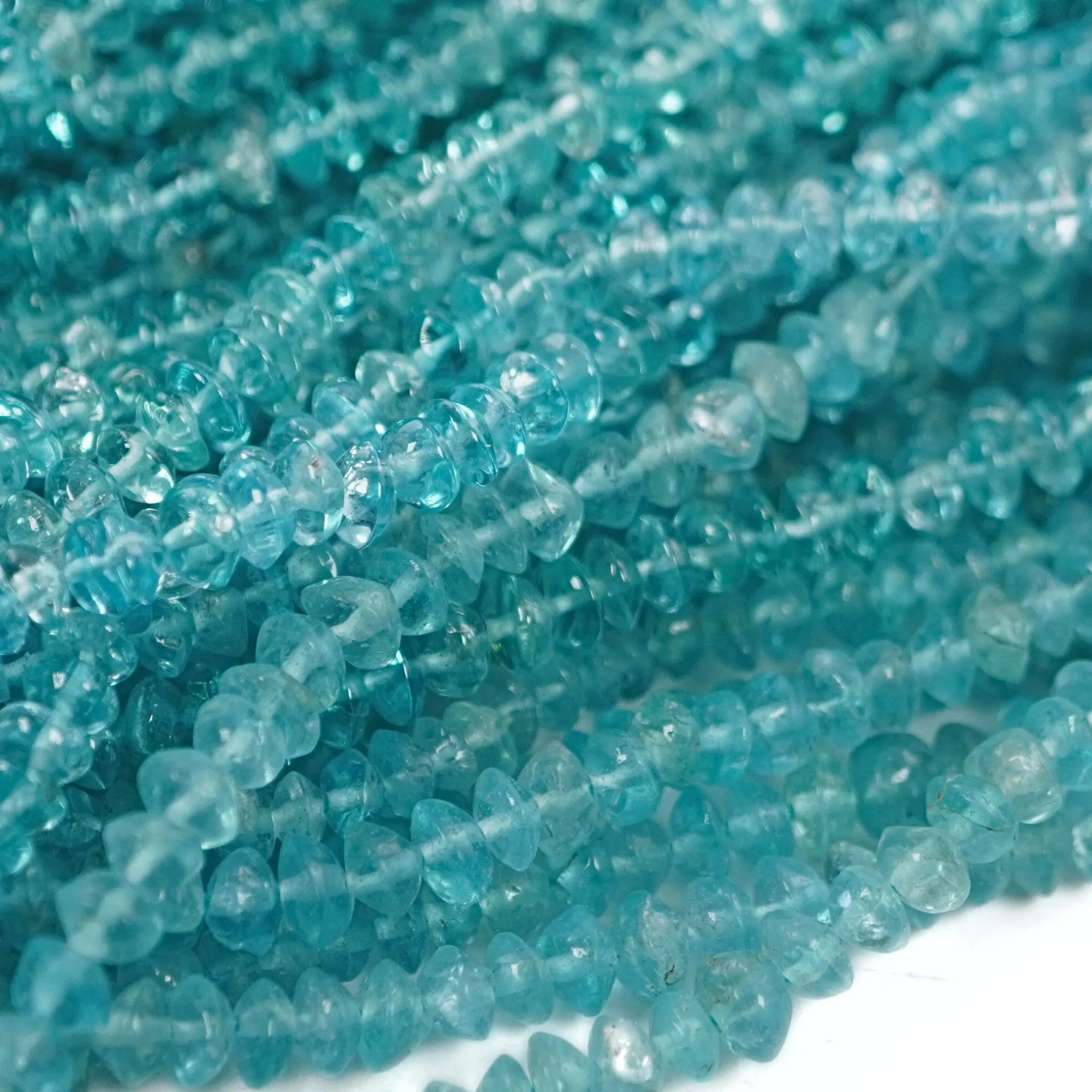 Blue Apatite Smooth Rondelle Shape 4X4 MM Gemstone 15 Inches Strand Beads