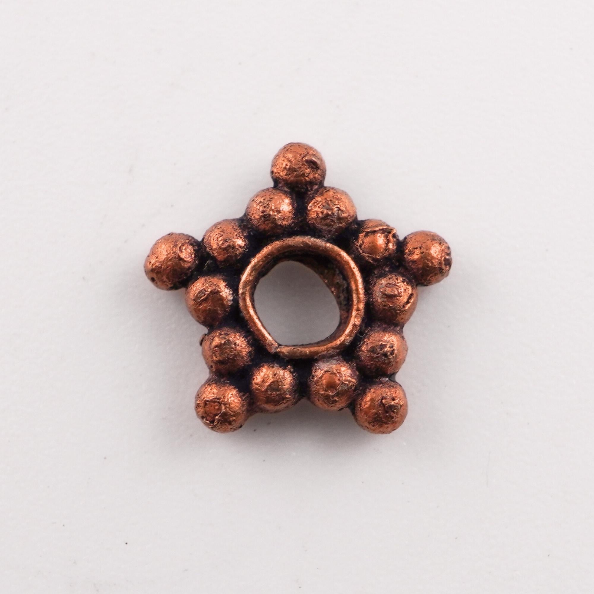 Daisy style copper star beads

