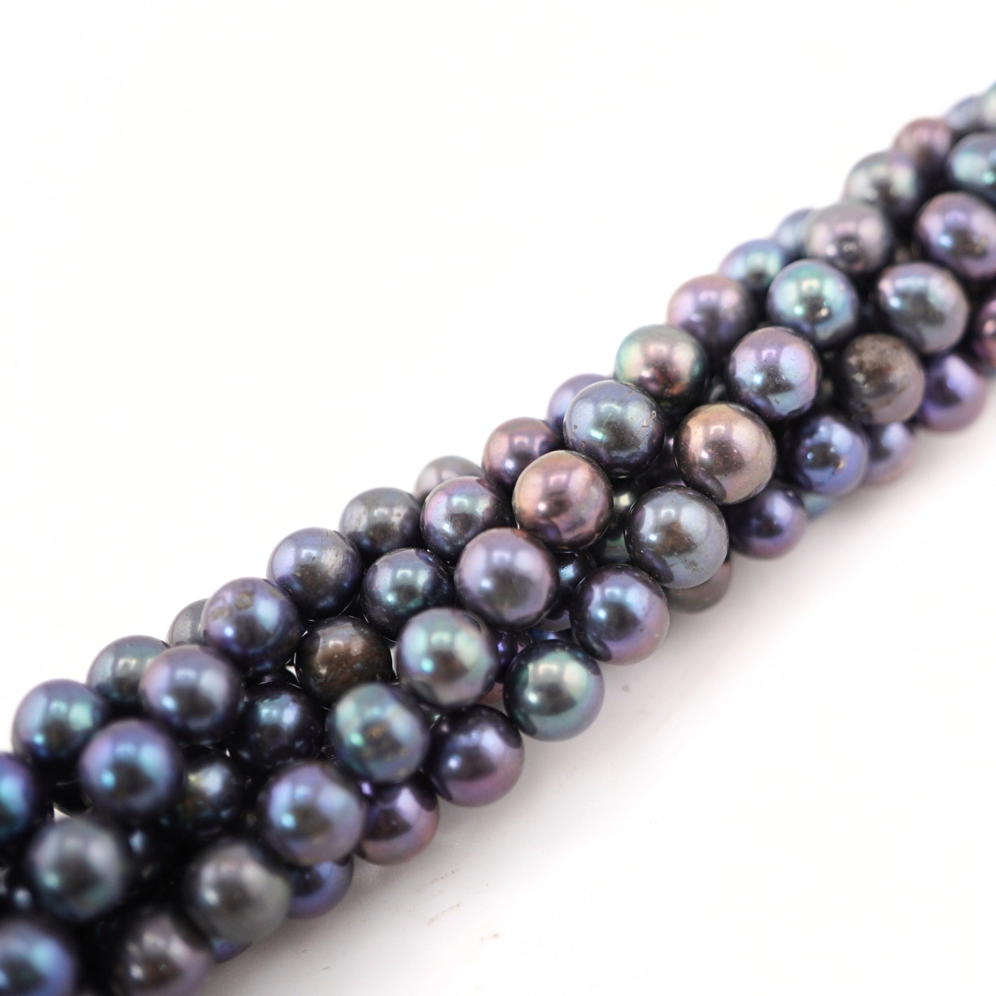 Peacock Near Round Freshwater Pearls Beads