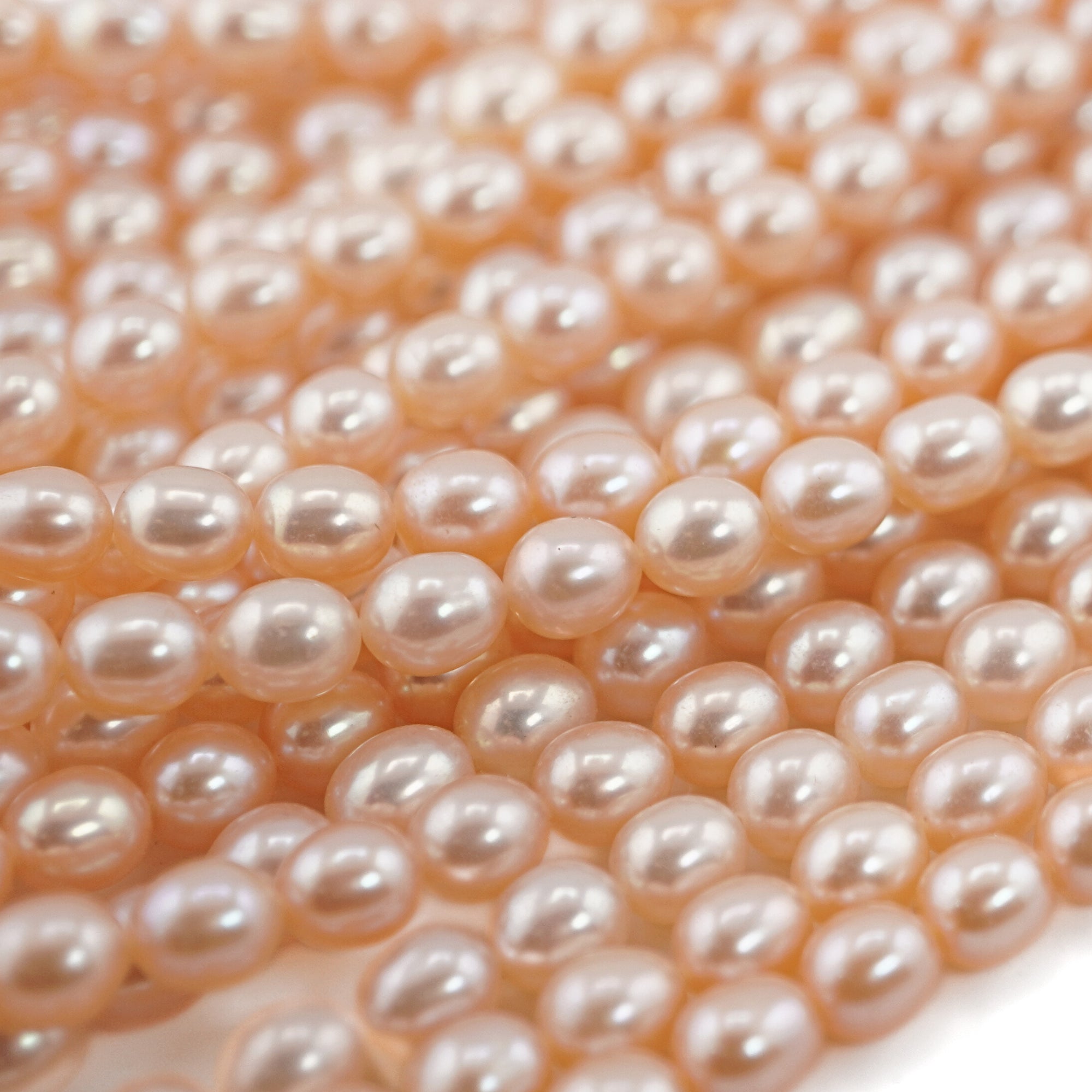 Peach Rice / Oval Freshwater Pearls Beads