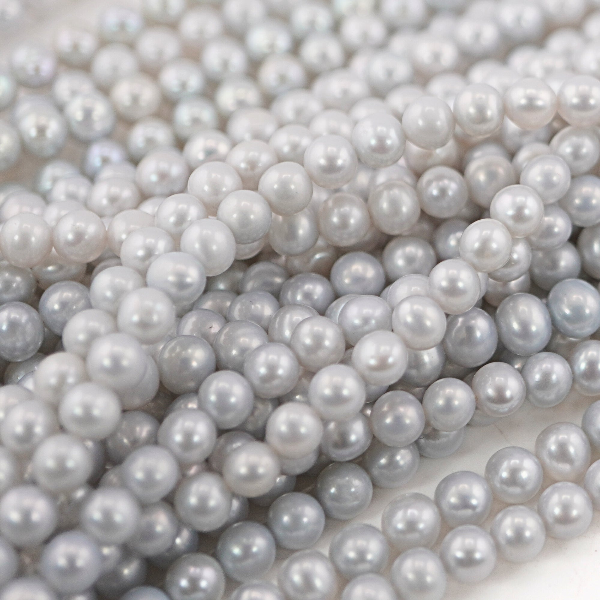 Gray Round Freshwater Pearls Beads