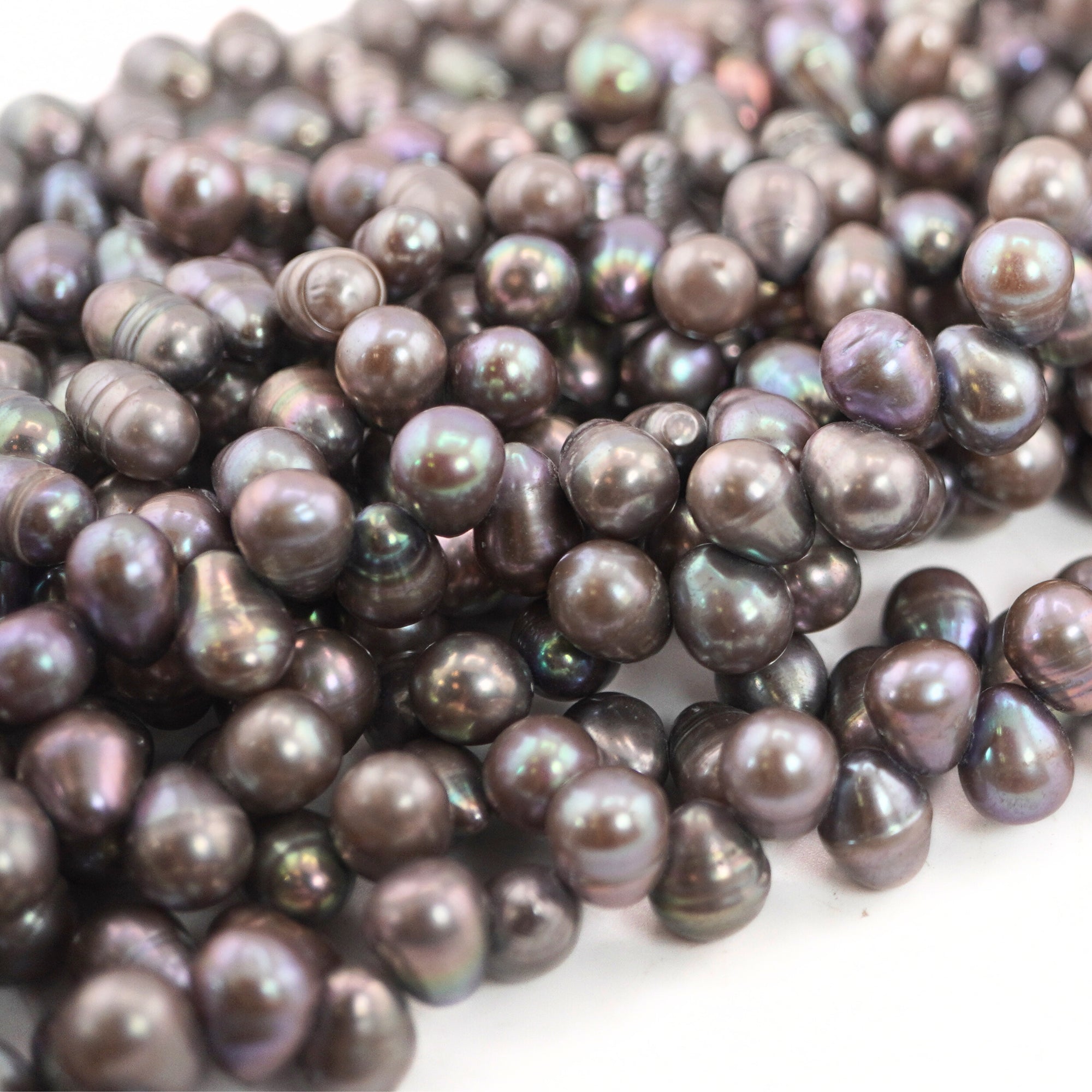 8 x 6 - 9 x 5 MM Peacock Oval Freshwater Pearls Beads