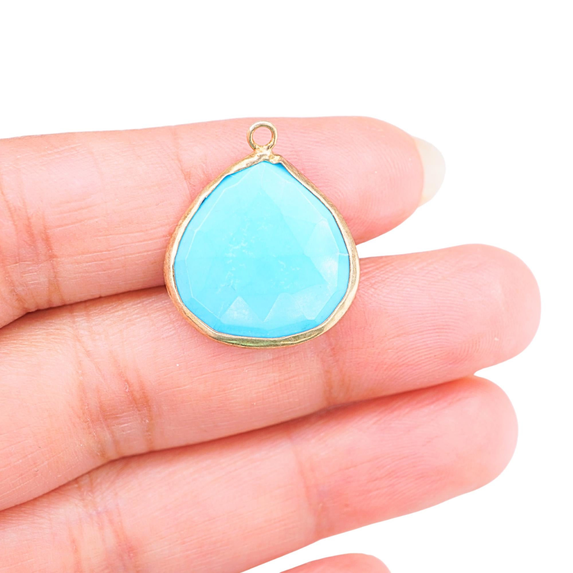 Howlite Turquoise Heart Shape Gemstone Gold Electroplated Charm Pendant 