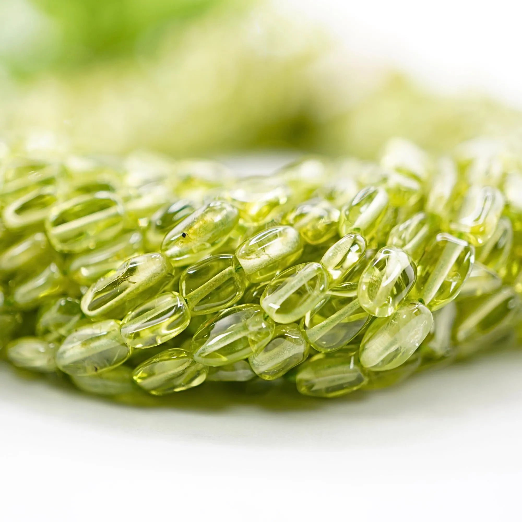 Parrot Peridot Smooth Oval Shape