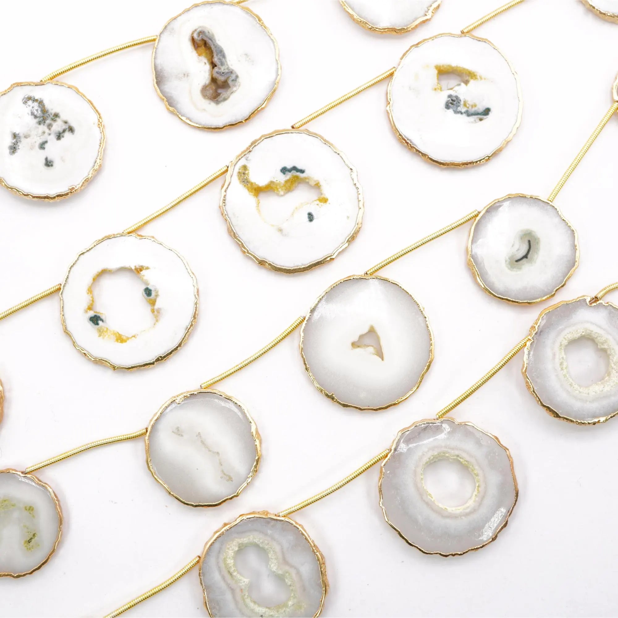 Solar quartz gold electroplated connector