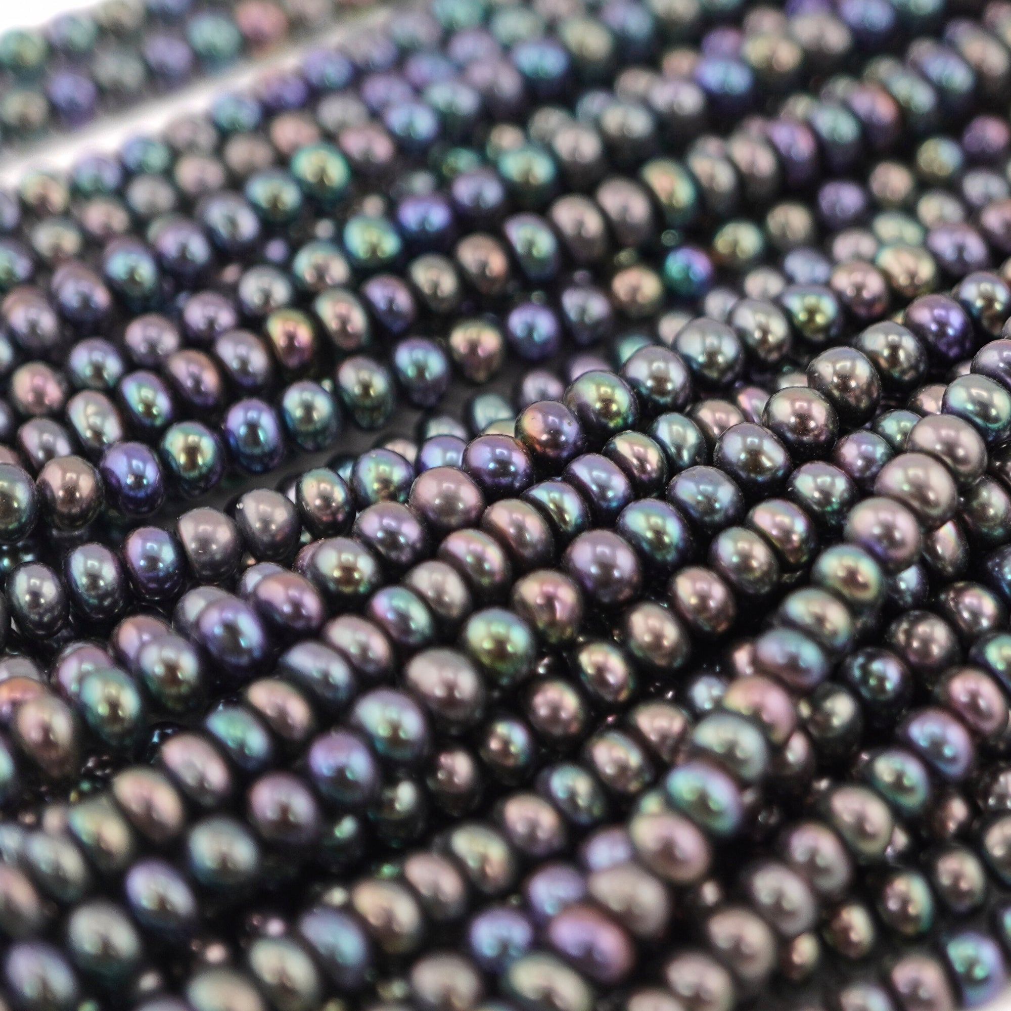 lustrous peacock pearl beads 4MM

