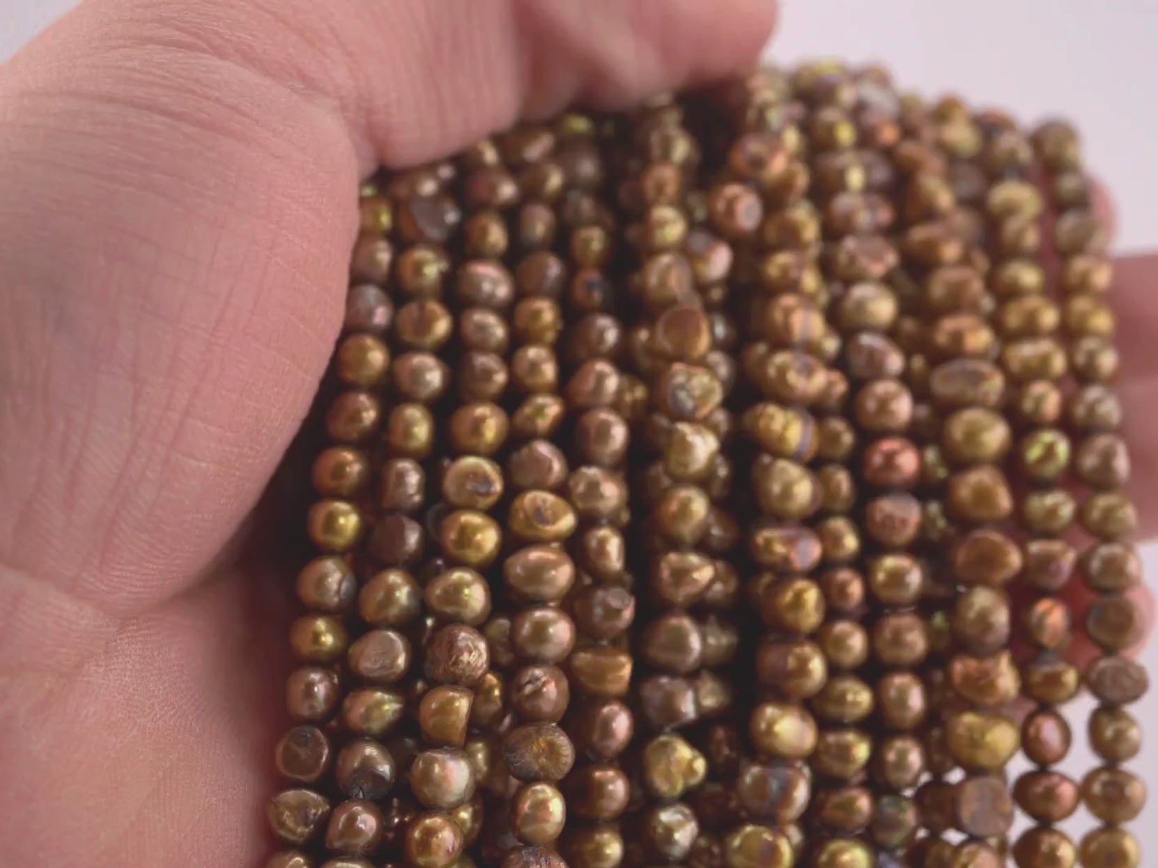 Pearl beads for bracelets and earrings

