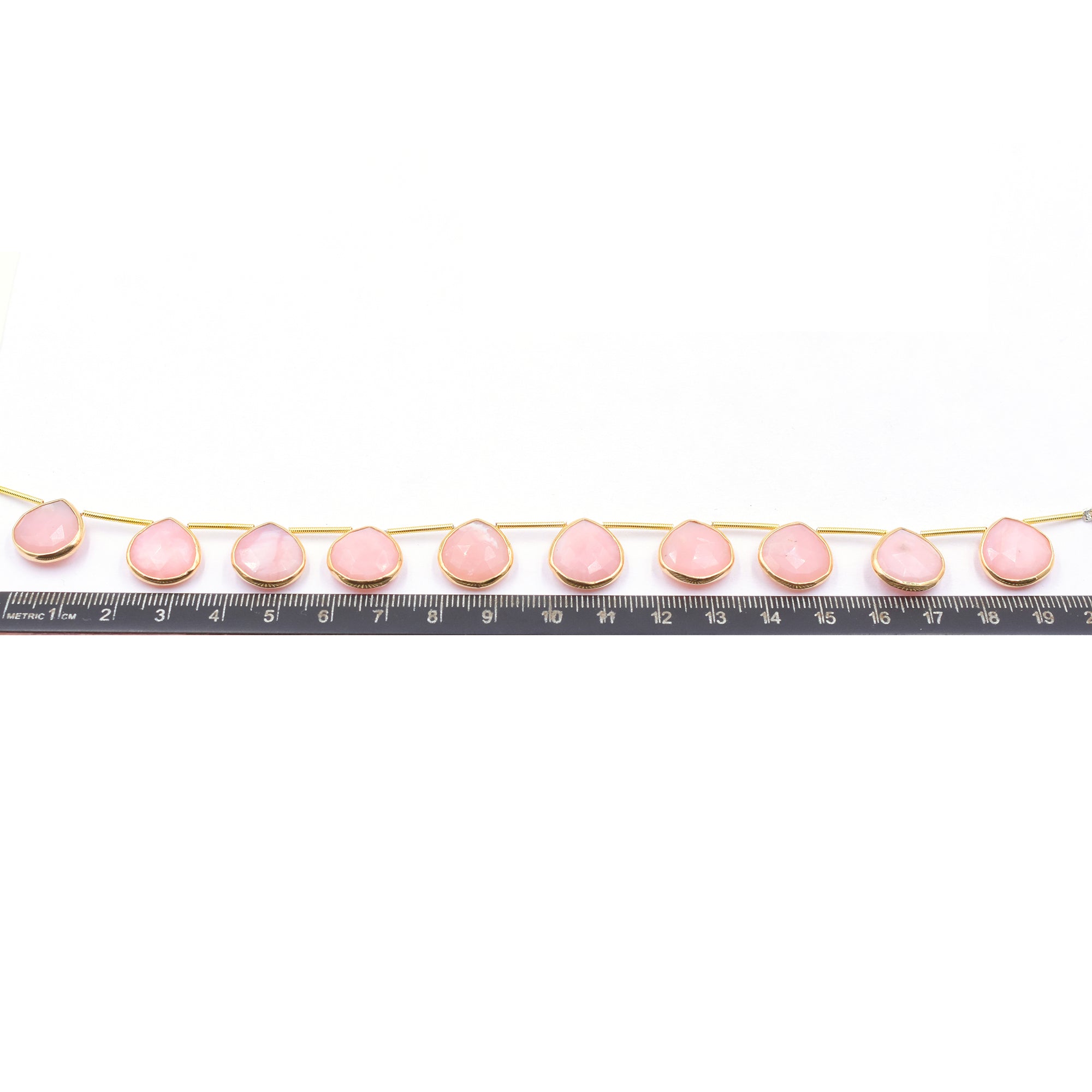 Silver plated pink opal heart-shaped jewelry strand