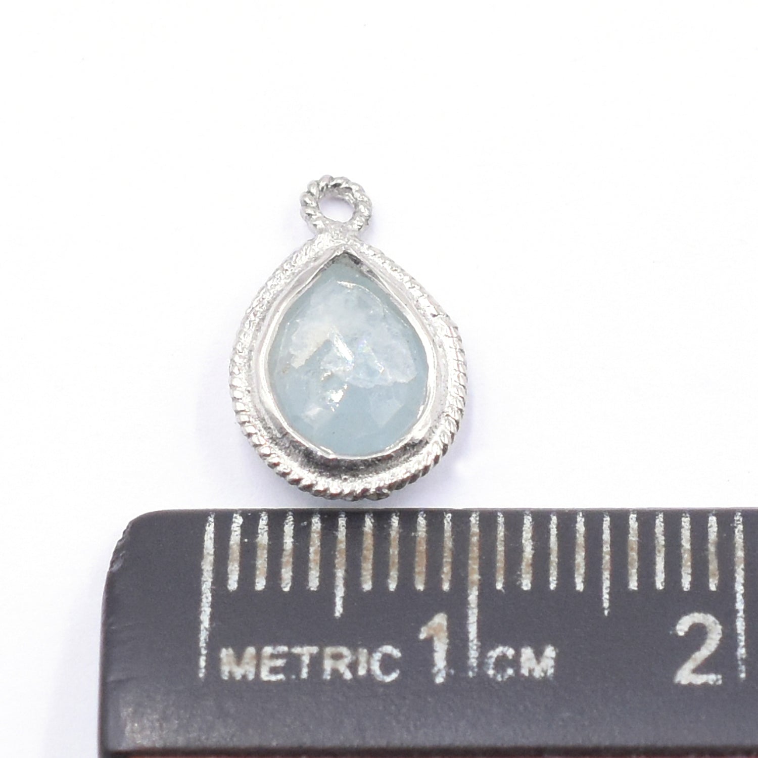 Elegant silver bezel aquamarine jewelry