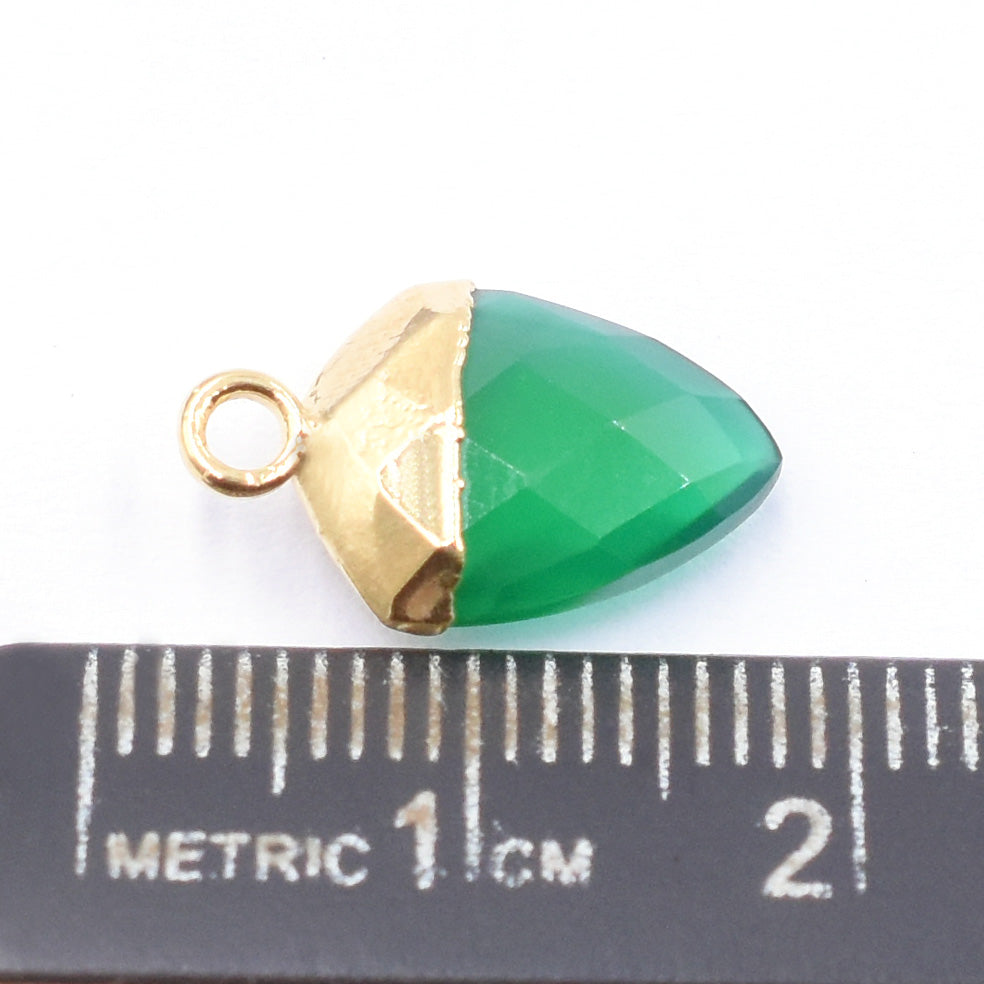 Elegant Green Onyx Shield pendant in gold plating