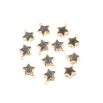 Star-shaped Black Sunstone pendant with gold electroplated finish