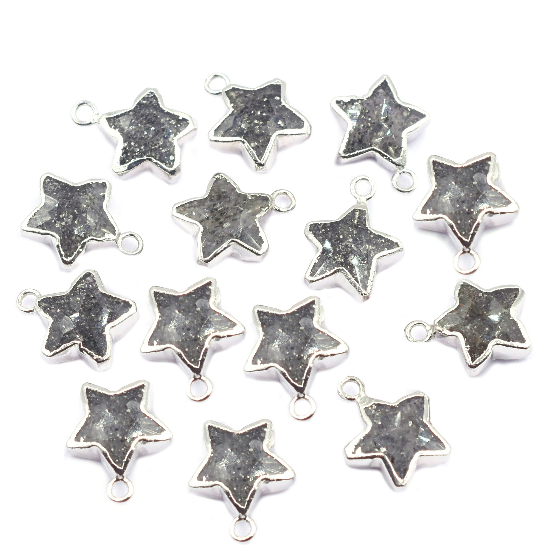 Elegant Black Sunstone star pendant in Silver frame