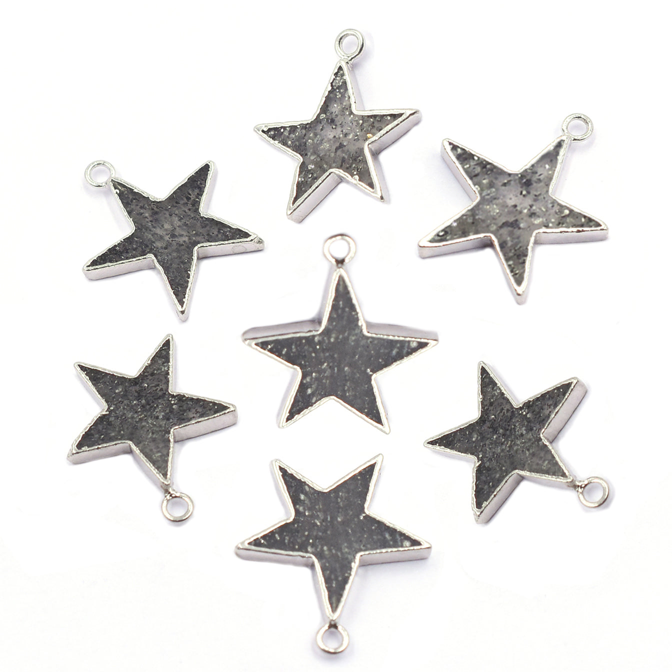 Elegant Black Sunstone star pendant in Silver frame