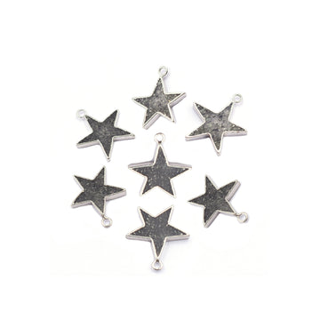 Star-shaped Black Sunstone pendant with Silver electroplated finish